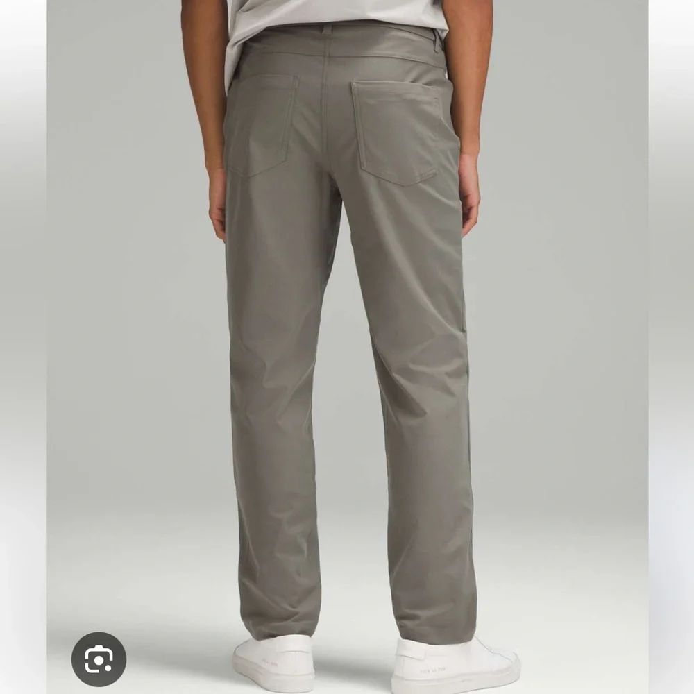 lululemon athletica Men's Straight-Leg Chinos 5 pocket in Grey size 34